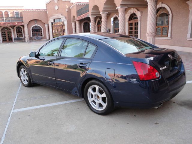 2004 Nissan Maxima 2WD Value - 100A