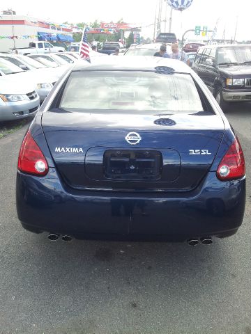 2004 Nissan Maxima Unknown