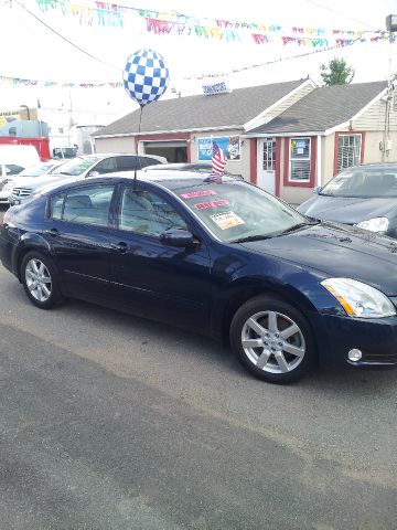 2004 Nissan Maxima Unknown
