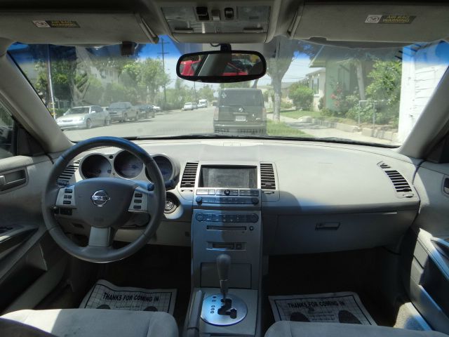 2004 Nissan Maxima SE