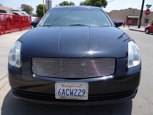 2004 Nissan Maxima SE
