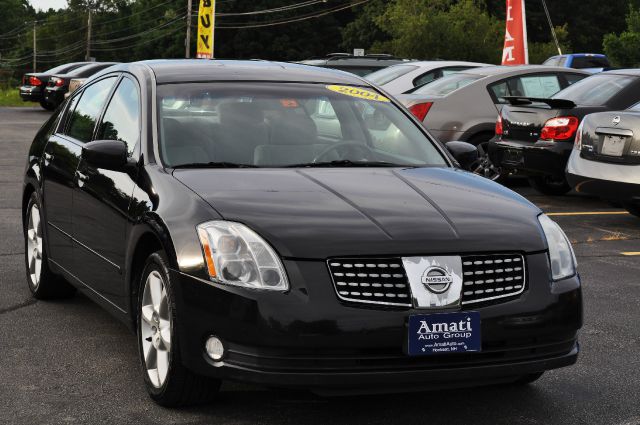2004 Nissan Maxima SE