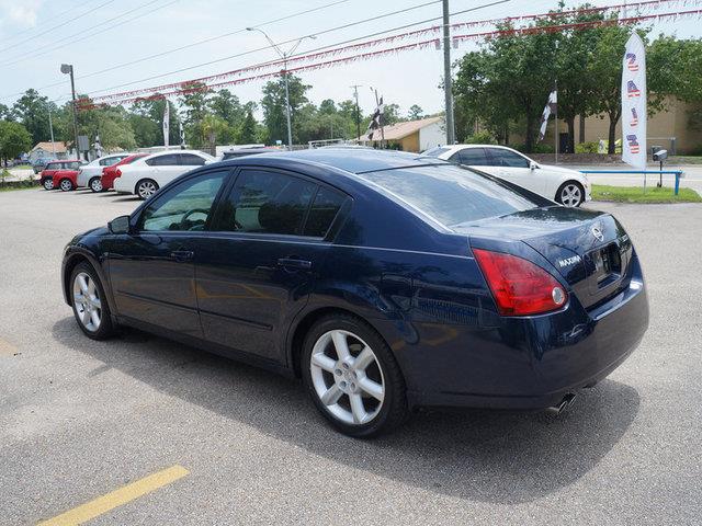 2004 Nissan Maxima SE
