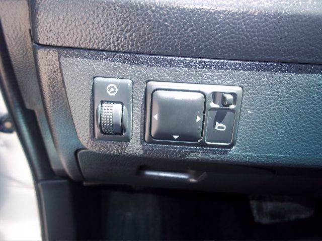 2004 Nissan Maxima SE