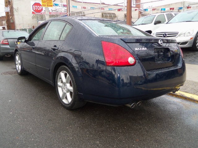 2004 Nissan Maxima RT HEMI W/ Sunroof