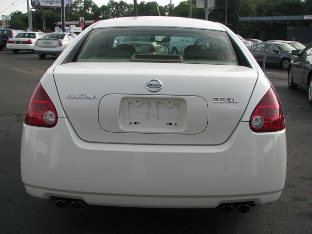 2005 Nissan Maxima LS S