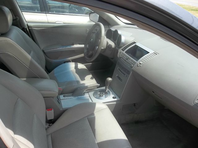 2005 Nissan Maxima SE