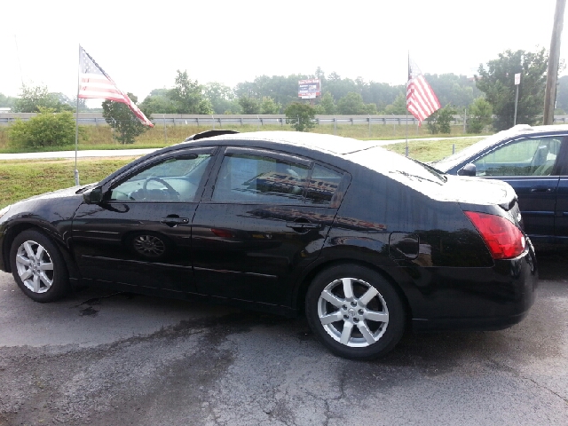 2005 Nissan Maxima Unknown