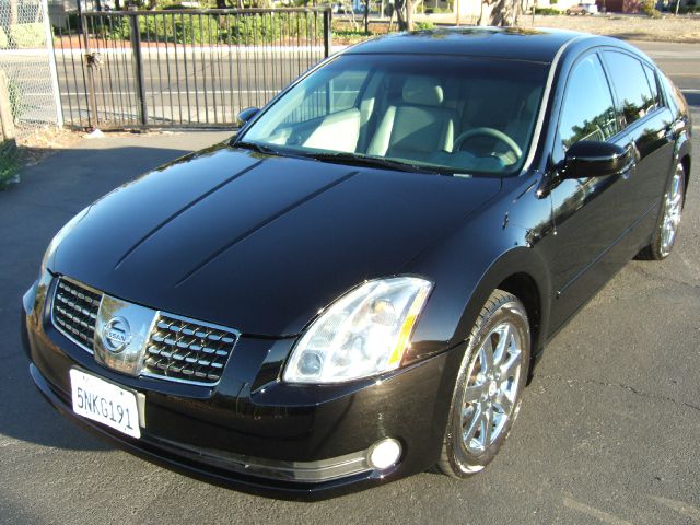 2005 Nissan Maxima LS S
