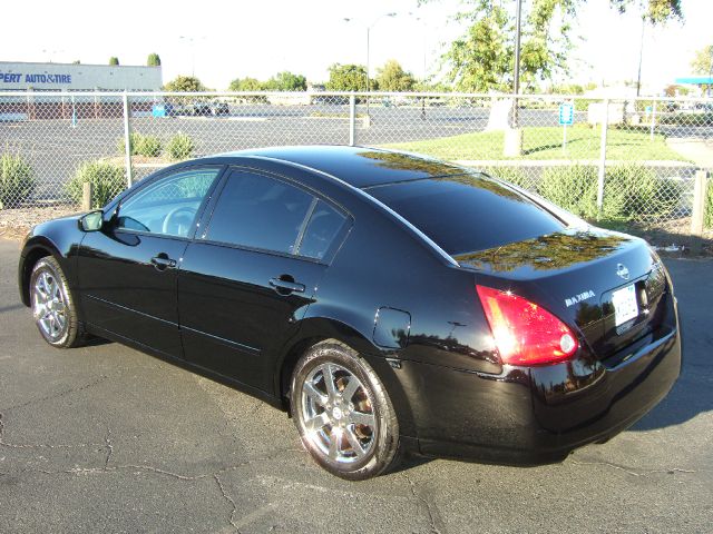 2005 Nissan Maxima LS S