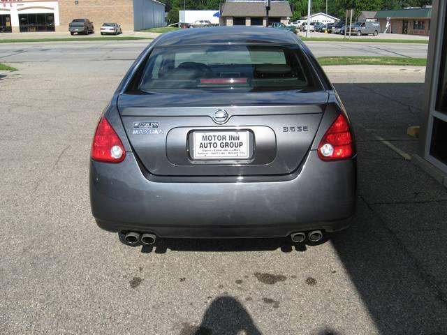 2005 Nissan Maxima 4dr 2WD Ultimate