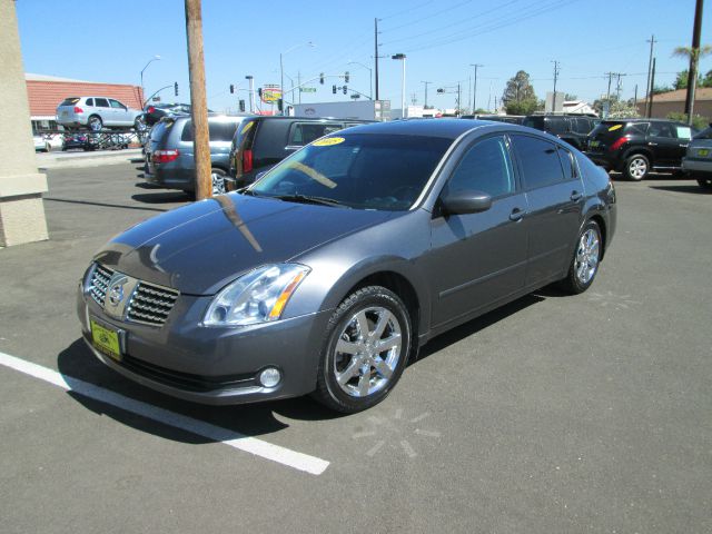 2005 Nissan Maxima LS S