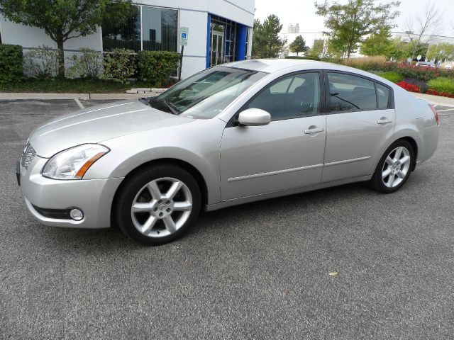 2005 Nissan Maxima SE