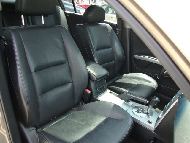 2005 Nissan Maxima SE