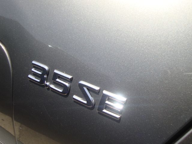 2005 Nissan Maxima SE