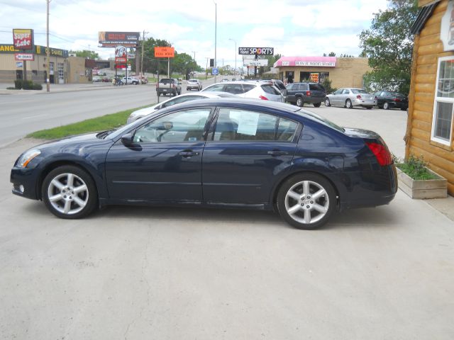 2005 Nissan Maxima SE