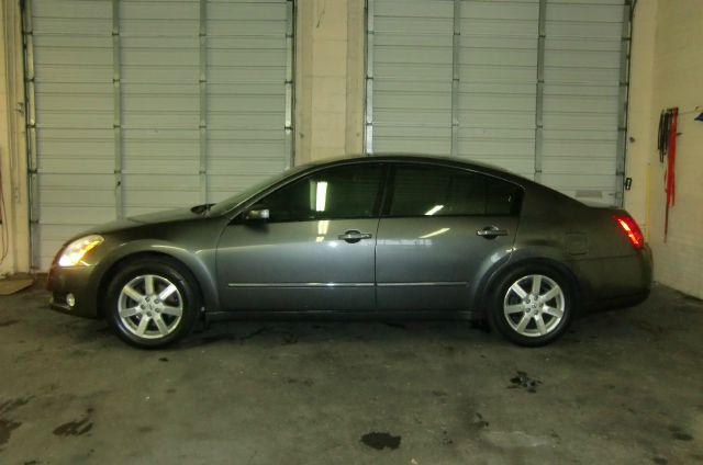 2005 Nissan Maxima LS S