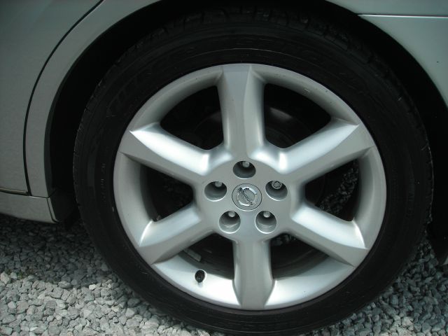 2005 Nissan Maxima SE