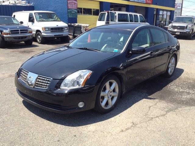 2005 Nissan Maxima 330i Sedan