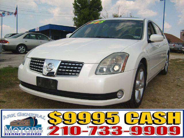 2005 Nissan Maxima SE