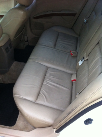 2005 Nissan Maxima Regular Cab