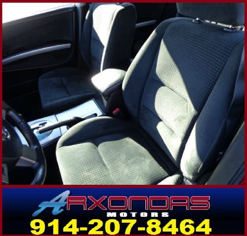 2005 Nissan Maxima SE