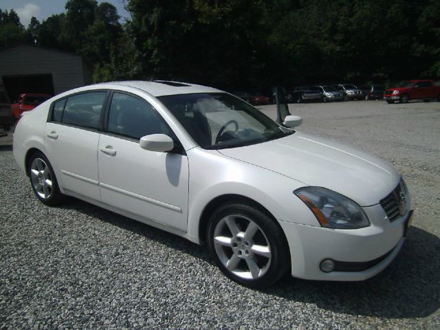 2005 Nissan Maxima SE