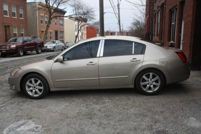 2005 Nissan Maxima SE