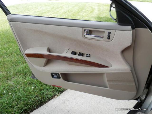 2005 Nissan Maxima Unknown