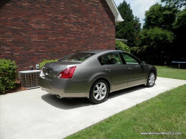 2005 Nissan Maxima Unknown