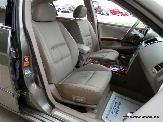 2005 Nissan Maxima Unknown