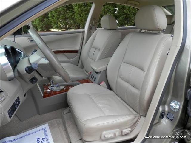 2005 Nissan Maxima Unknown