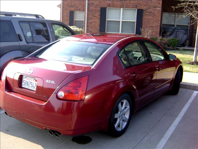 2005 Nissan Maxima Unknown