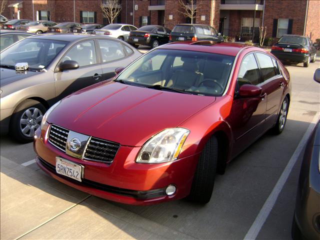 2005 Nissan Maxima Unknown