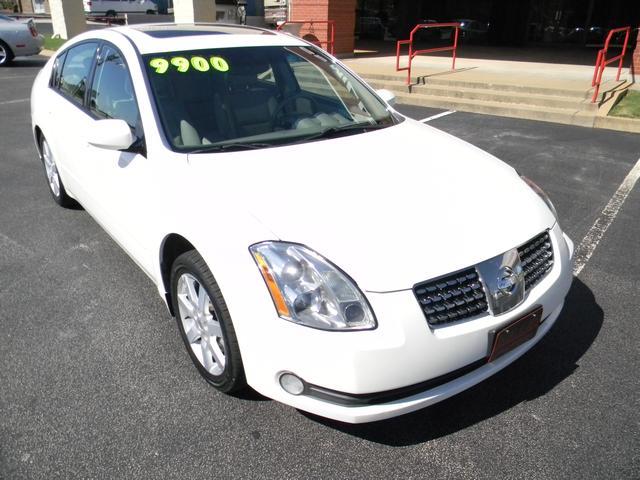 2005 Nissan Maxima ST Pickup 4D 5 1/2 Ft