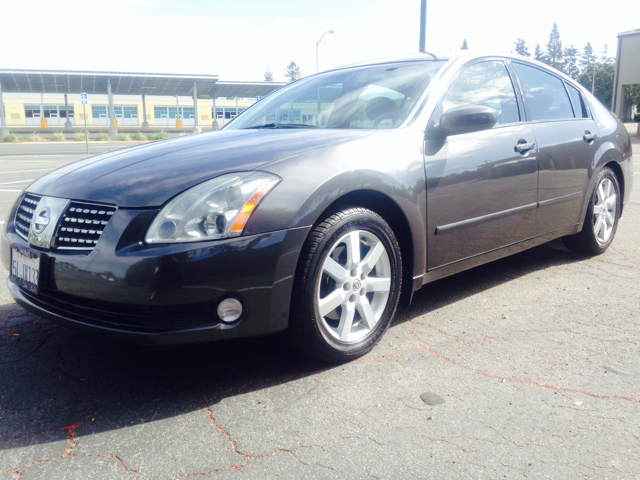 2005 Nissan Maxima Supercrew FX4 Offrd 4X4