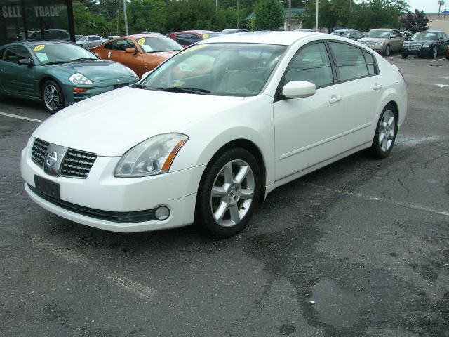 2005 Nissan Maxima SE