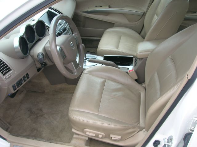 2005 Nissan Maxima SE