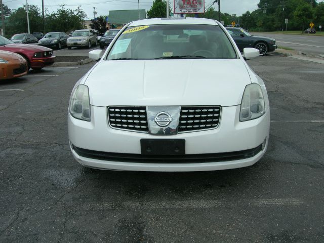 2005 Nissan Maxima SE