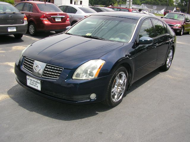 2005 Nissan Maxima SE
