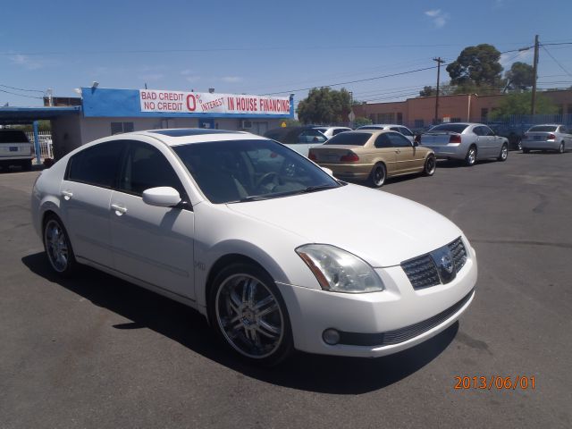2005 Nissan Maxima SE
