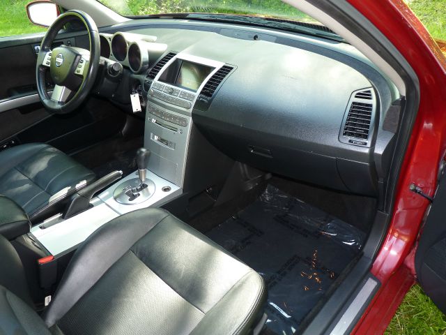 2005 Nissan Maxima SE