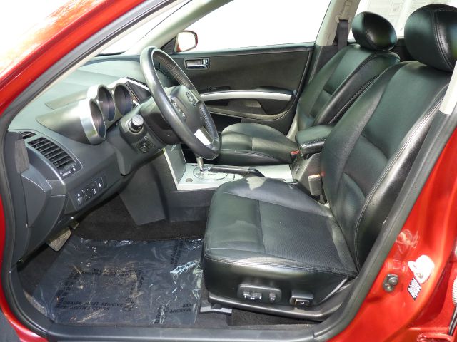 2005 Nissan Maxima SE