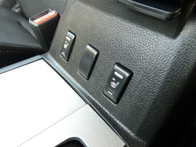 2005 Nissan Maxima SE