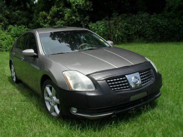 2005 Nissan Maxima SE