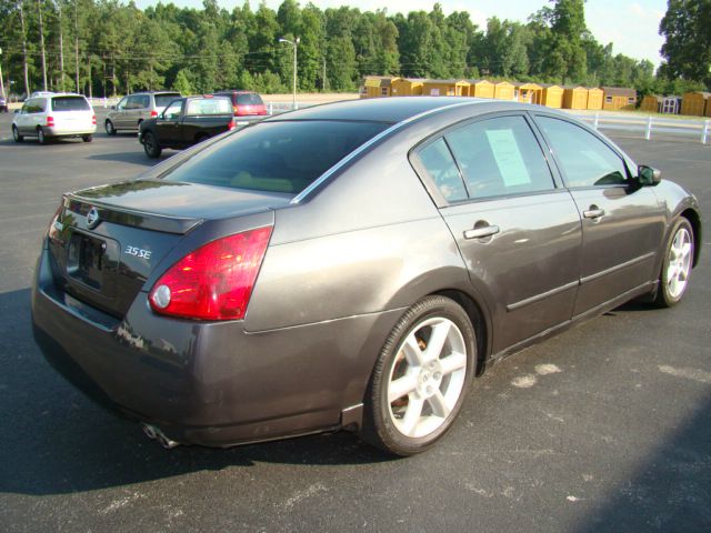 2006 Nissan Maxima SE