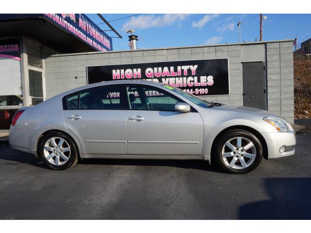 2006 Nissan Maxima ST Pickup 4D 5 1/2 Ft