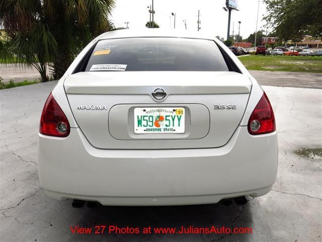 2006 Nissan Maxima LE