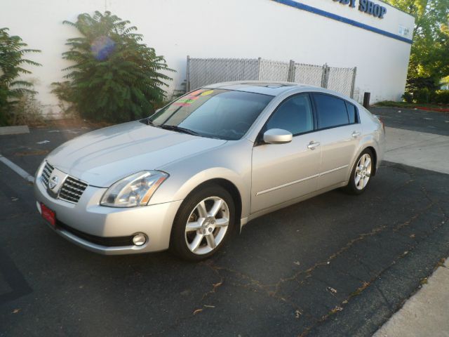 2006 Nissan Maxima SE