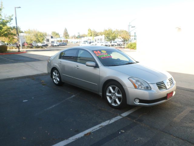 2006 Nissan Maxima SE